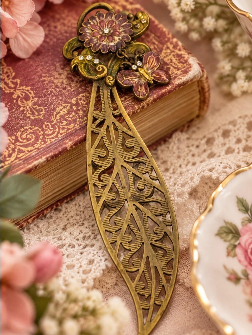 Vintage Style Ornate Floral Bookmark Brass Tone Butterfly Victorian Cottagecore
